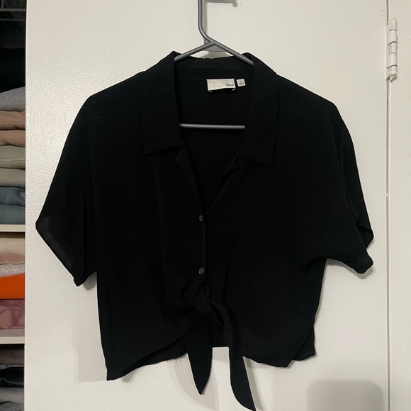 Aritzia Wilfred Free Cropped Shirt - Picture 1 of 1